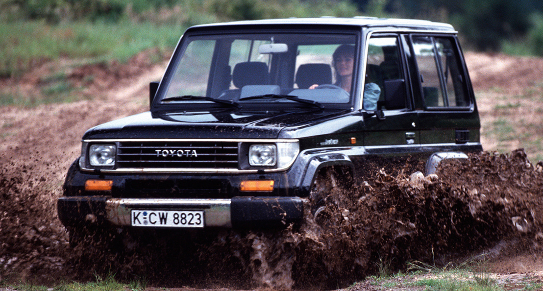 تویوتا 1990 RJ 77